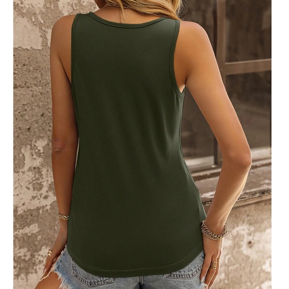 014 Olive Notched Neck Button Sleeveless Top - Picture 3 of 4